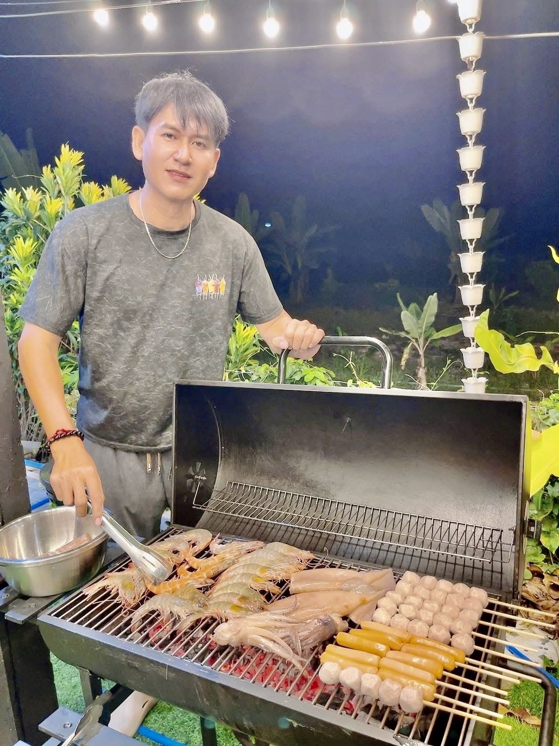 เตาปิ้งย่างถ่านตัวใหญ่ ย่างกุ้งและซีฟู้ด